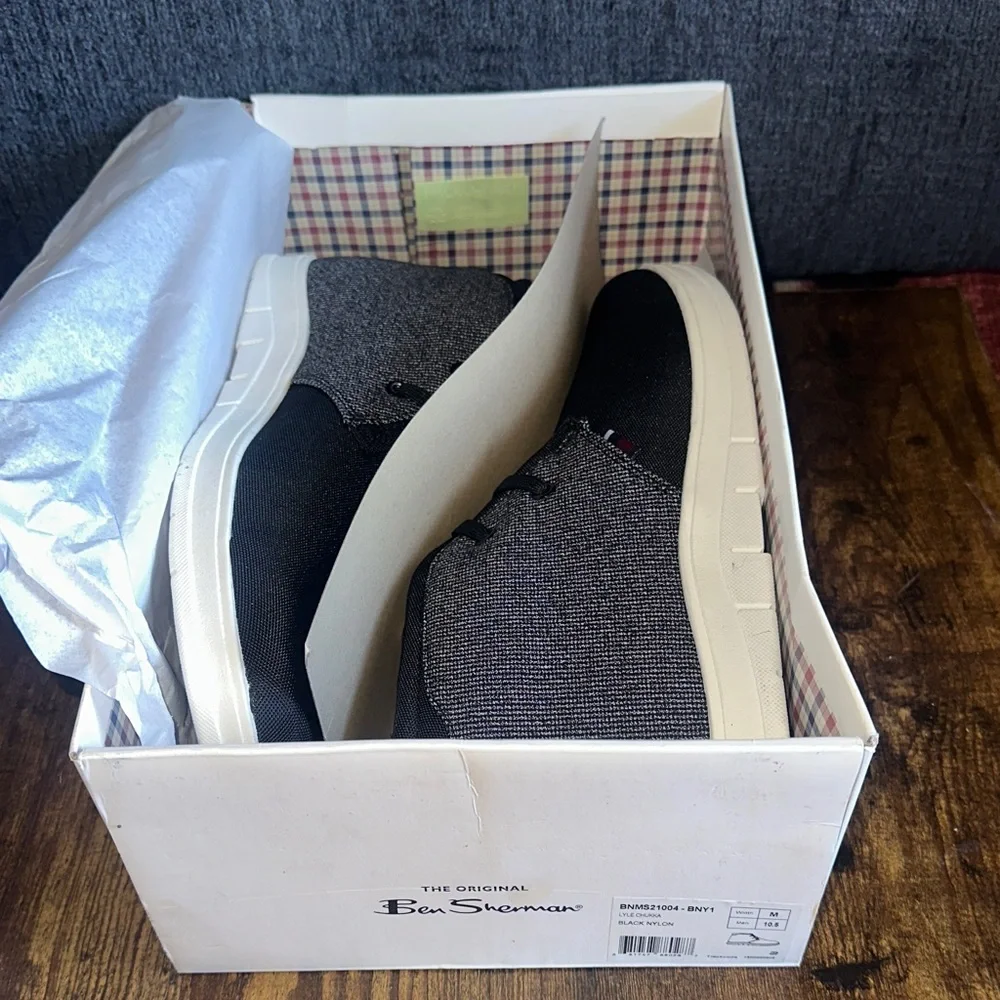 Ben Sherman Lyle Mens Black Fabric/Textit Chukka Boots Sneaker Mid Tops - 10.5